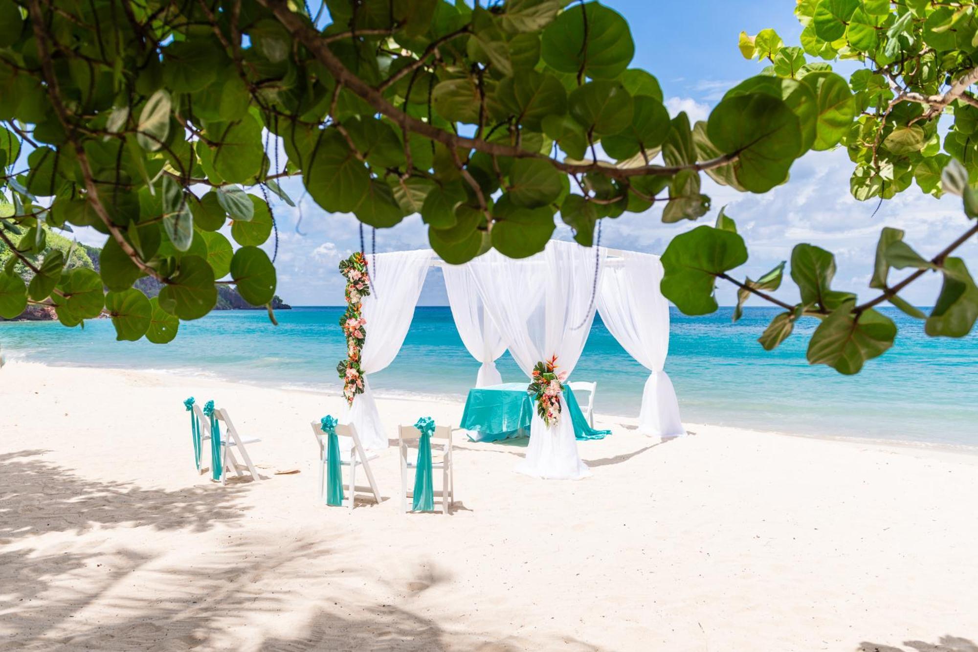 Mount Cinnamon Resort & Beach Club St. George's Εξωτερικό φωτογραφία